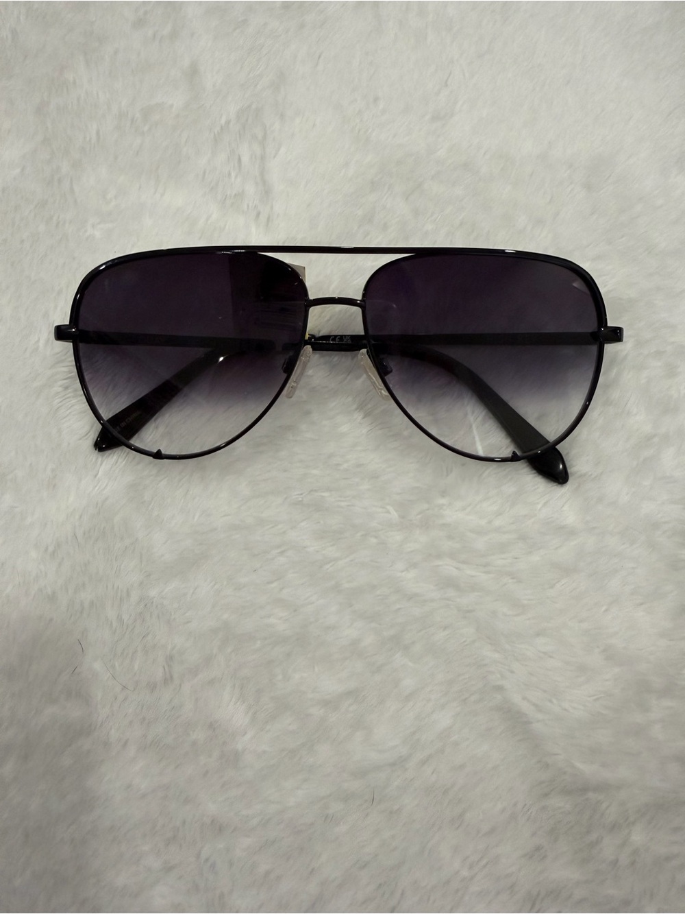 Quay Australia Black Aviator Sunglasses with Gradient Lenses